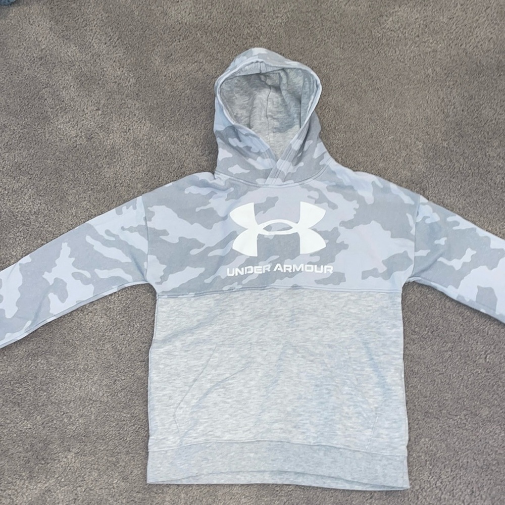 Boys White/Gray Under Armour XL Sweatshirt